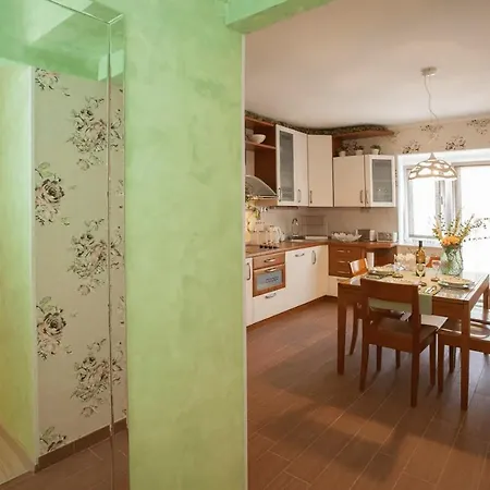 Butterfly With Sea View Lägenhet