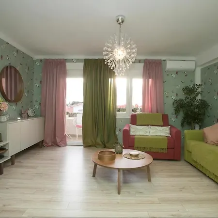 Butterfly With Sea View Daire *