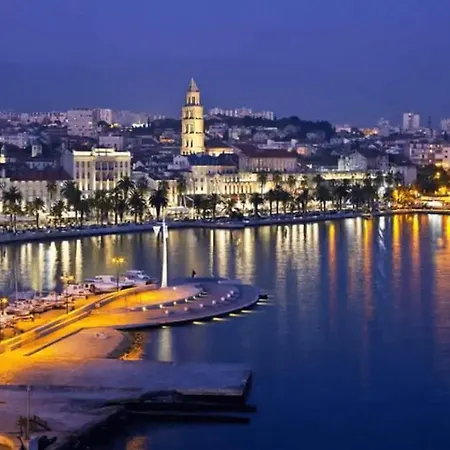 Butterfly With Sea View شقة سبليت