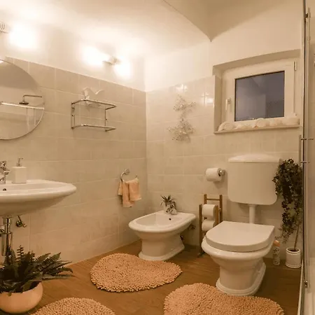 Butterfly With Sea View * Σπλιτ