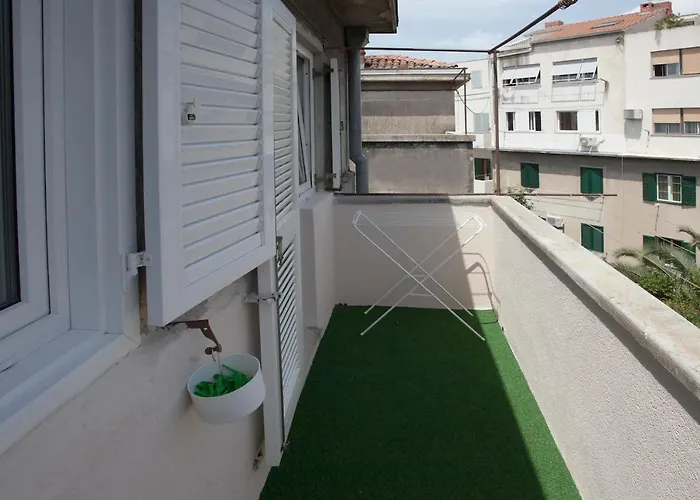 Butterfly With Sea View * 斯普利特