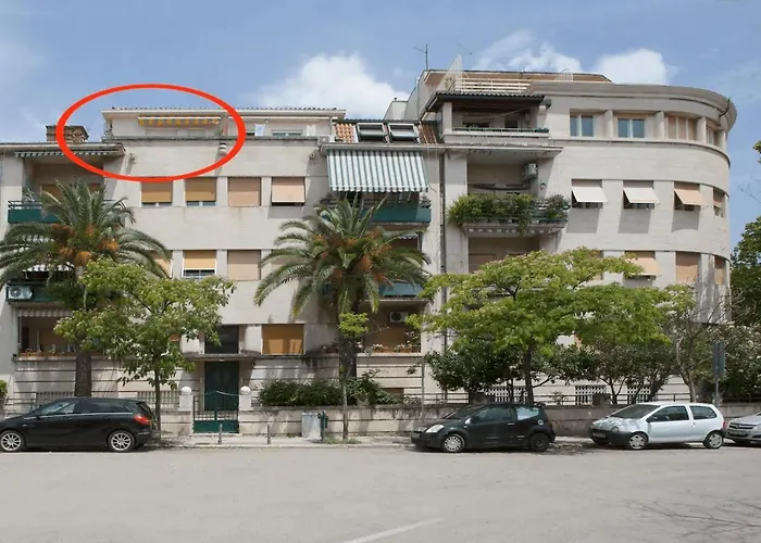 Butterfly With Sea View 公寓 *