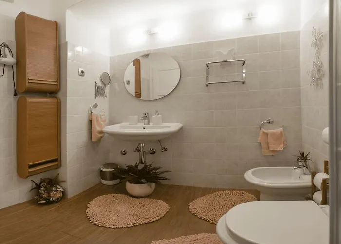 Butterfly With Sea View 公寓