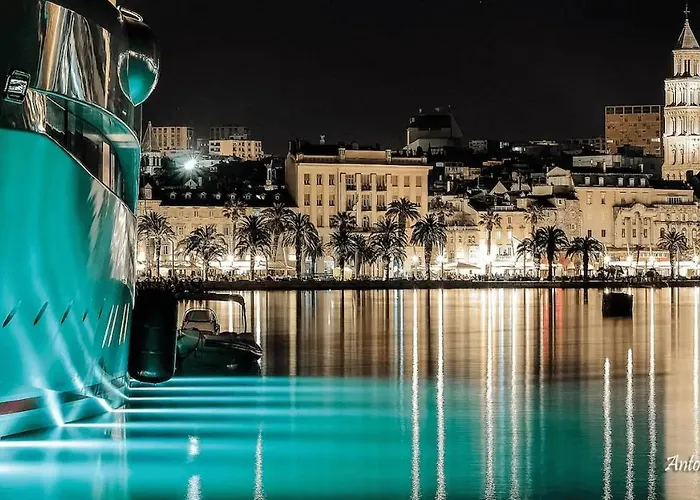 Butterfly With Sea View *
