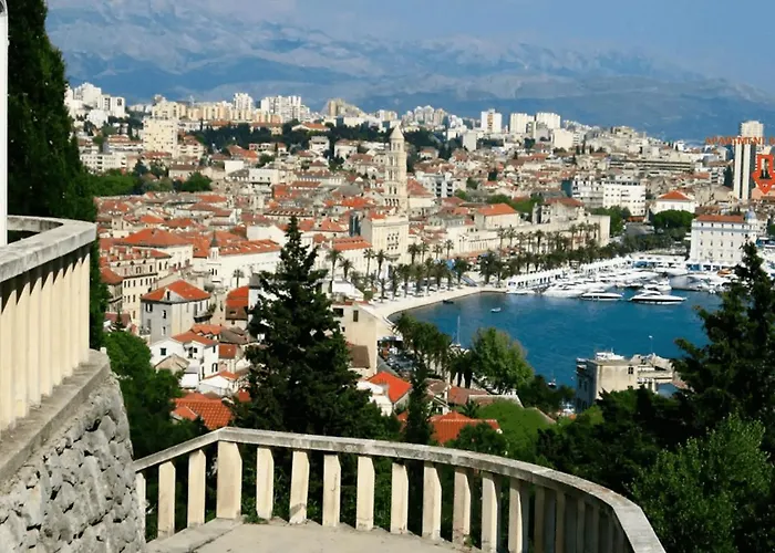 Butterfly With Sea View 斯普利特